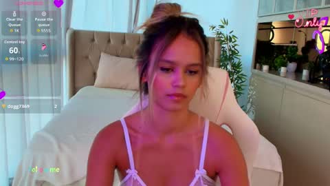 Stacy Tyler online show from June 6, 7:29 pm