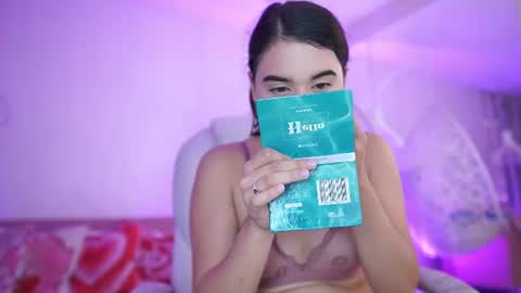 Snapshot of stacycooper_ chatting on June 24, 7:02 pm stacycooper_ online show from June 24, 7:02 pm