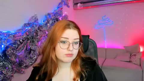 Stasey online show from December 19, 9:27 am