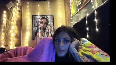 stacymalibuxx online show from April 29, 1:53 am