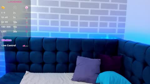 Stacy online show from February 19, 1:34 am