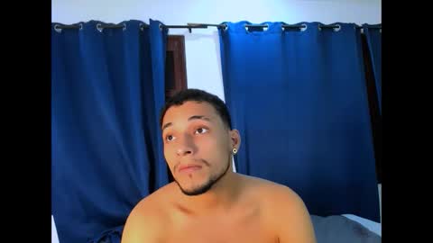 stan_blu online show from November 29, 10:18 am