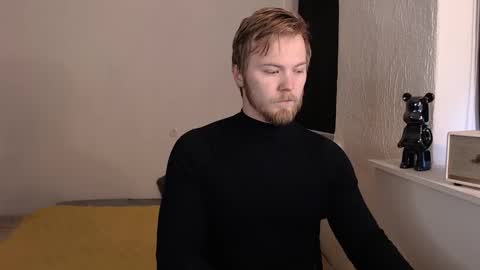 Snapshot of stan_lust chatting on December 14, 7:51 pm StanLust online show from December 14, 7:51 pm