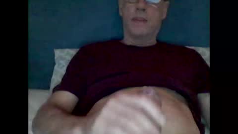 Snapshot of stanley1923308 chatting on January 18, 11:41 pm stanley1923308 online show from January 18, 11:41 pm