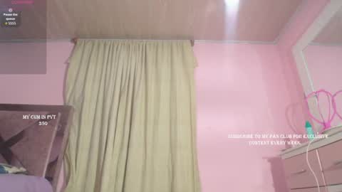 Snapshot of star_bons22 chatting on July 12, 2:57 am star bons online show from July 12, 2:57 am