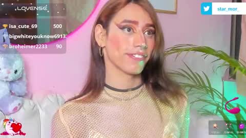 Snapshot of star_mor_ chatting on January 27, 3:26 am  estrellita online show from January 27, 3:26 am