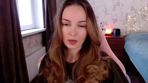 Alice online show from December 3, 6:15 am