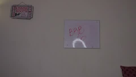 Snapshot of stardust_seiya chatting on December 2, 8:19 am stardust_seiya online show from December 2, 8:19 am