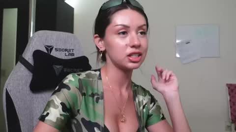 Snapshot of stardust_seiya chatting on October 11, 7:18 am stardust_seiya online show from October 11, 7:18 am