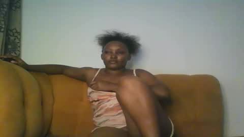 Snapshot of stargirl880271 chatting on October 7, 7:11 pm isha online show from October 7, 7:11 pm
