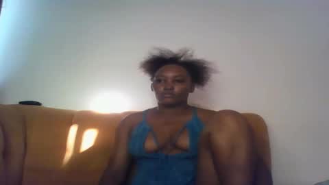 Snapshot of stargirl880271 chatting on October 20, 4:13 am isha online show from October 20, 4:13 am