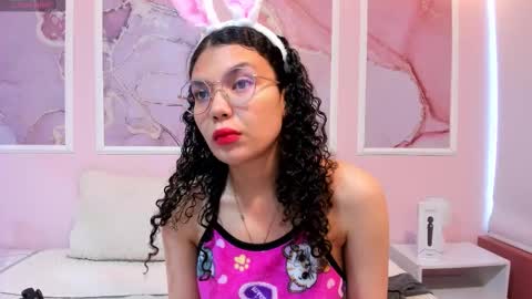 Stark Jones online show from December 3, 12:47 pm