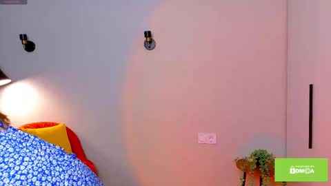 Nina online show from November 8, 3:39 am