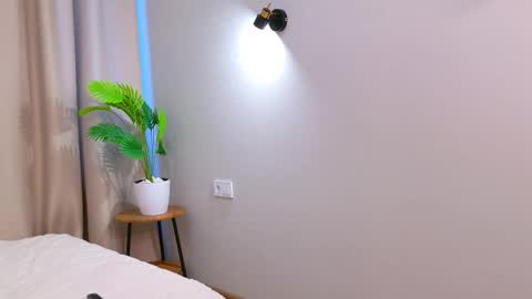 Nina online show from March 12, 2:39 am