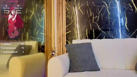 starlight_mature11_aws online show from March 8, 2:04 am