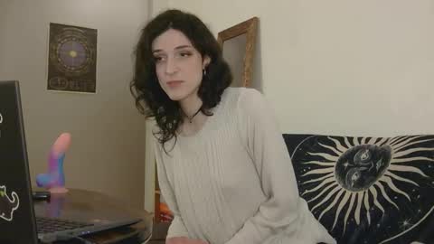 Evan online show from March 31, 1:51 am