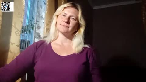 Snapshot of starvibe1010 chatting on July 11, 5:59 pm Helen online show from July 11, 5:59 pm