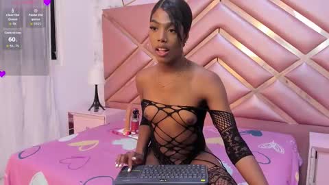 Snapshot of staycywilliam chatting on October 16, 7:26 pm STAICY online show from October 16, 7:26 pm