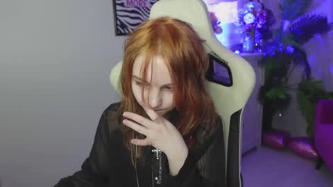 Snapshot of staymonica chatting on February 18, 1:18 pm MONICA online show from February 18, 1:18 pm