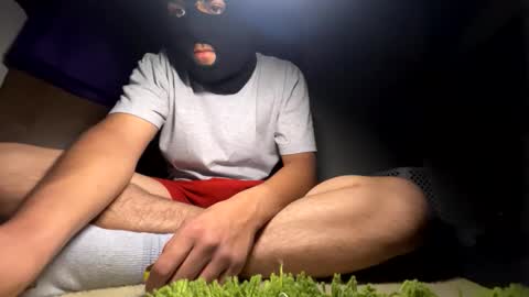 staystrokinonya online show from June 1, 6:15 am