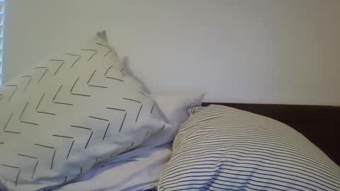 Snapshot of stbs1616 chatting on October 3, 6:49 pm stbs1616 online show from October 3, 6:49 pm