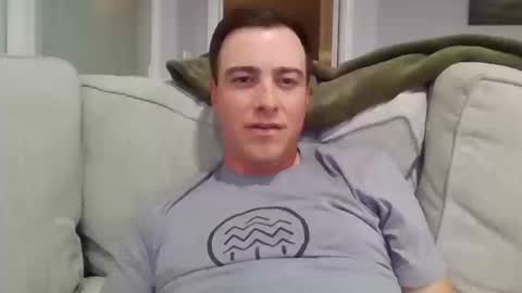 Snapshot of stbs1616 chatting on October 18, 1:52 am stbs1616 online show from October 18, 1:52 am