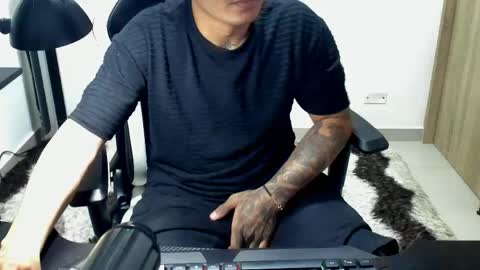 Snapshot of stebankechimba chatting on May 10, 4:39 am Stebankechimba online show from May 10, 4:39 am