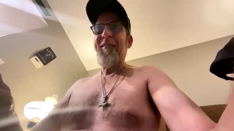 Snapshot of steel259373 chatting on October 8, 3:59 am steel259373 online show from October 8, 3:59 am