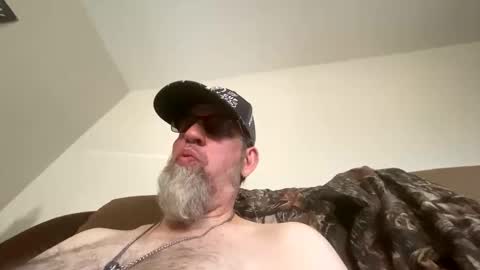 Snapshot of steel259373 chatting on November 5, 5:35 pm steel259373 online show from November 5, 5:35 pm