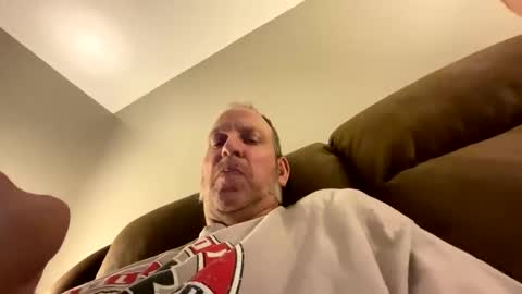 Snapshot of steel259373 chatting on February 16, 3:35 am steel259373 online show from February 16, 3:35 am