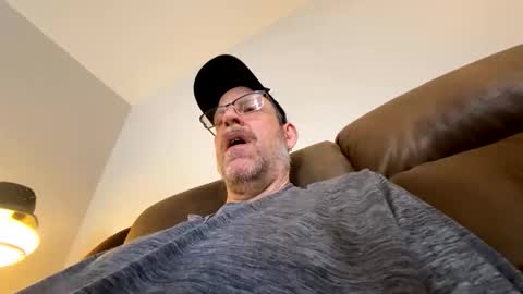 Snapshot of steel259373 chatting on February 28, 5:36 pm steel259373 online show from February 28, 5:36 pm