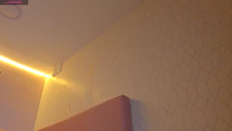 Stefa Gomez  online show from January 10, 2:13 pm