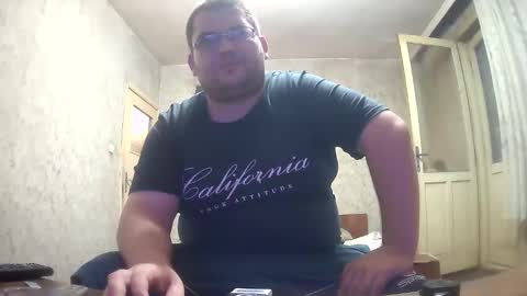 Snapshot of stefan90pt chatting on September 15, 8:53 pm Stefan online show from September 15, 8:53 pm