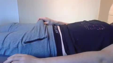 Snapshot of stefan951753 chatting on January 26, 9:51 am stefan951753 online show from January 26, 9:51 am