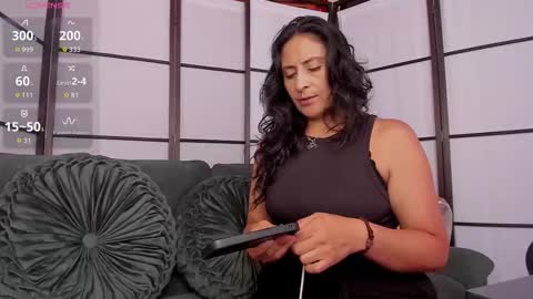 Snapshot of stefaniadiazz_ chatting on February 12, 4:46 pm Stafania 3 online show from February 12, 4:46 pm