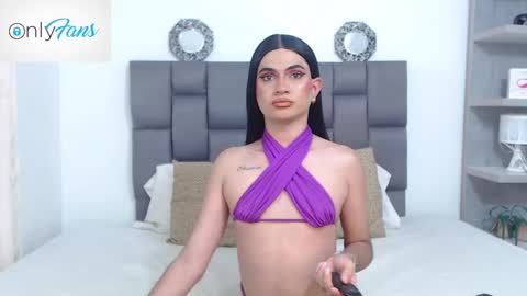 Snapshot of stefaniflores chatting on January 22, 9:21 pm stefaniflores online show from January 22, 9:21 pm