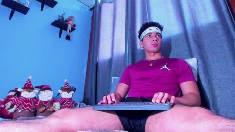 Stefann Salvatore online show from January 4, 10:13 pm