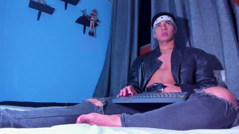 Stefann Salvatore online show from January 20, 7:58 am