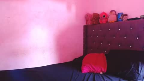 stefanny beautiful online show from March 4, 2:42 pm