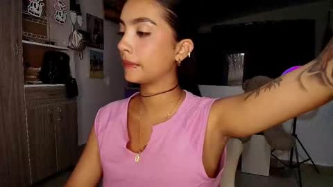 Im MiaIts my first day here  online show from September 13, 12:43 am