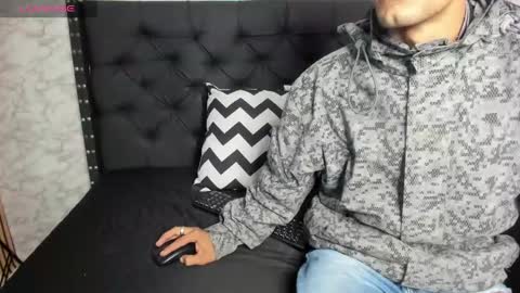 stefany_pablo1 online show from February 19, 12:11 pm