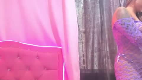 Snapshot of stefanyhorny69 chatting on December 23, 1:56 pm stefanyhorny69 online show from December 23, 1:56 pm