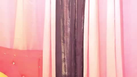 Snapshot of stefanyhorny69 chatting on December 28, 1:06 pm stefanyhorny69 online show from December 28, 1:06 pm