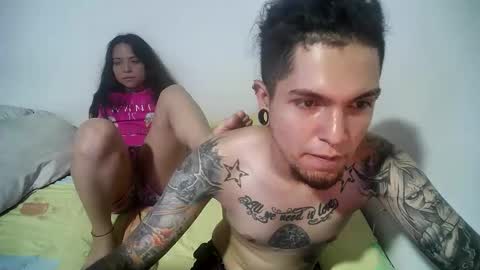 steffandjoshh420 online show from March 18, 3:42 am