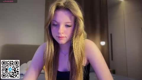 STEFI  Streams every day from 10 PM GTM1  online show from June 8, 12:03 am