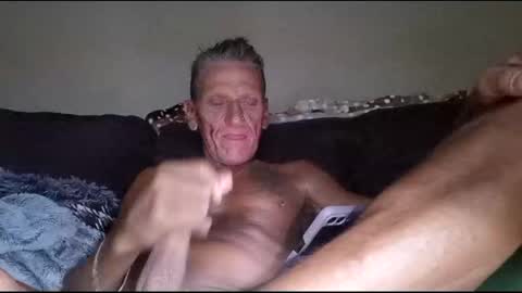 Snapshot of stefy1037 chatting on October 2, 4:08 am stefy1037 online show from October 2, 4:08 am