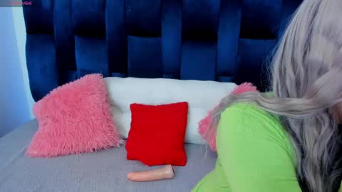 Stefy online show from May 7, 1:27 pm