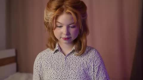 Stella online show from September 20, 7:53 am