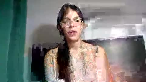 Snapshot of stella_art chatting on January 14, 12:33 am Stella online show from January 14, 12:33 am