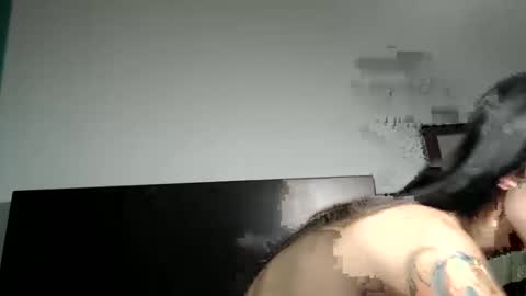 Snapshot of stella_art chatting on January 16, 2:19 am Stella online show from January 16, 2:19 am